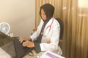 DOCTOR